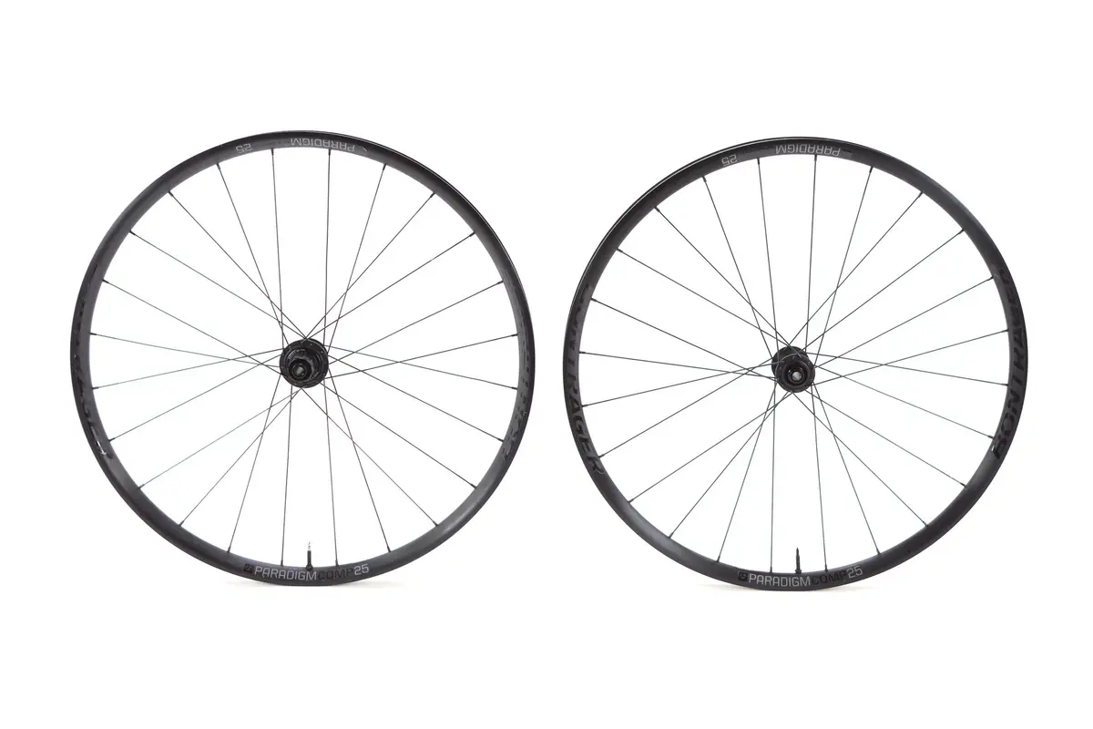 Bontrager Paradigm Comp 25 Disc Wheelset, Shimano Freehub 1