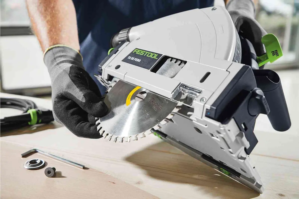 Festool Ts 55 Febq-Plus 230V Gb 160Mm Circular Plunge-Cut Saw - 576706 With Guide Rail Kit Set 577932 2