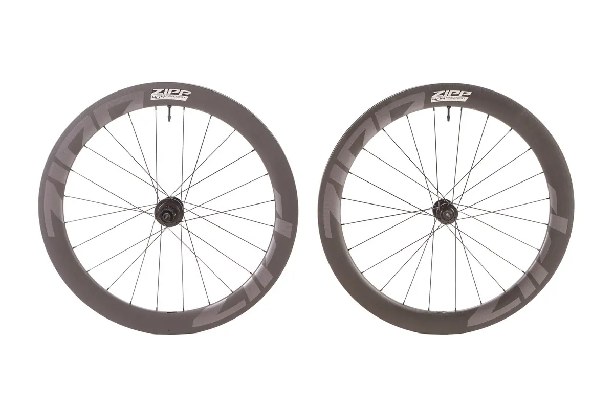 Zipp 404 Firecrest Carbon Disc Wheelset 1
