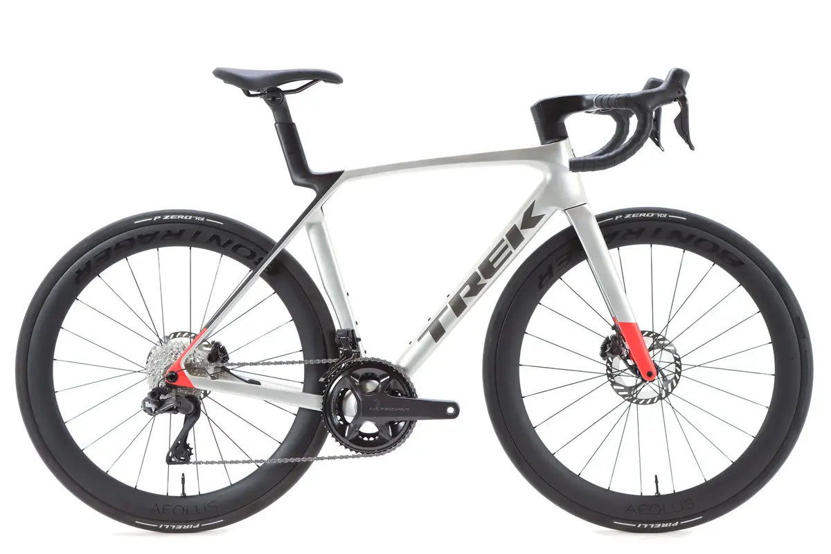 Trek Madone Sl 7 Gen 8 Shimano Ultegra Di2 Disc Road Bike 2025, Size Medium 1