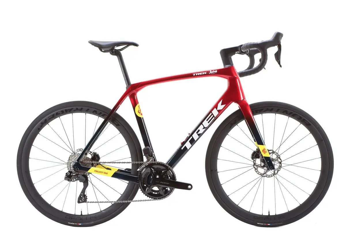 Trek Domane Slr 6 Gen 4 Shimano 105 Di2 Disc Road Bike 2024, Size 58Cm 1