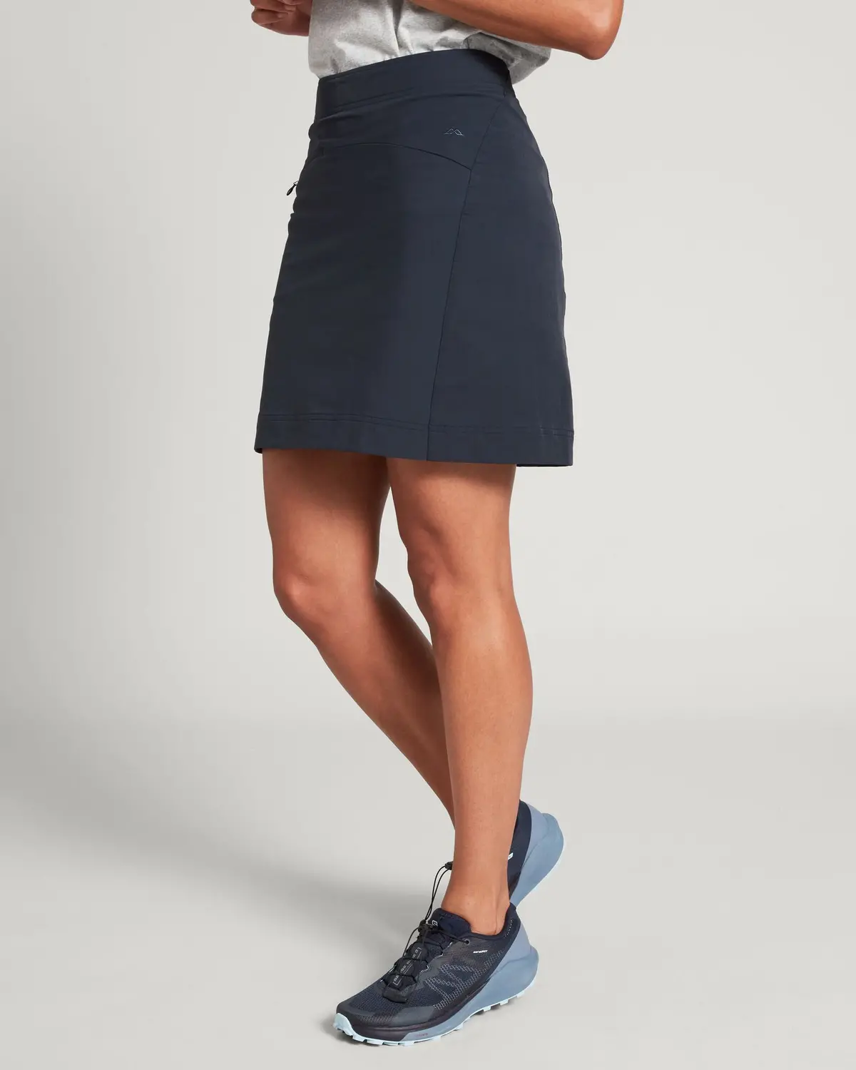 Women's Makino Travel Skort - Midnight Navy 1