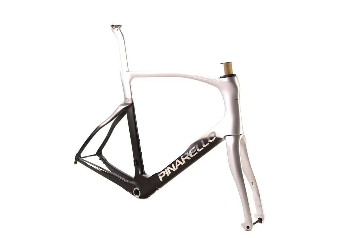 Pinarello Dogma F Disc Road Frameset 2023, Size 62Cm 1