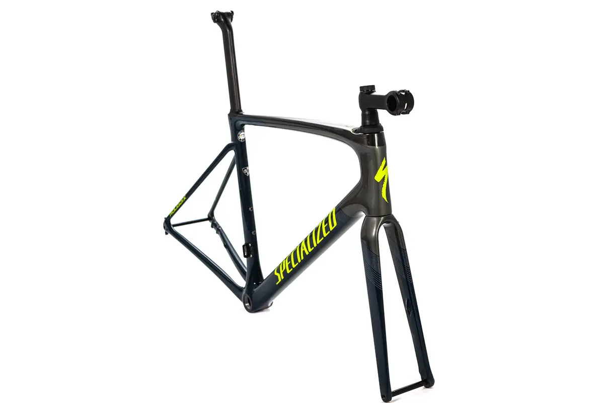 Specialized Roubaix Expert Disc Road Frameset 2020, Size 58Cm 1