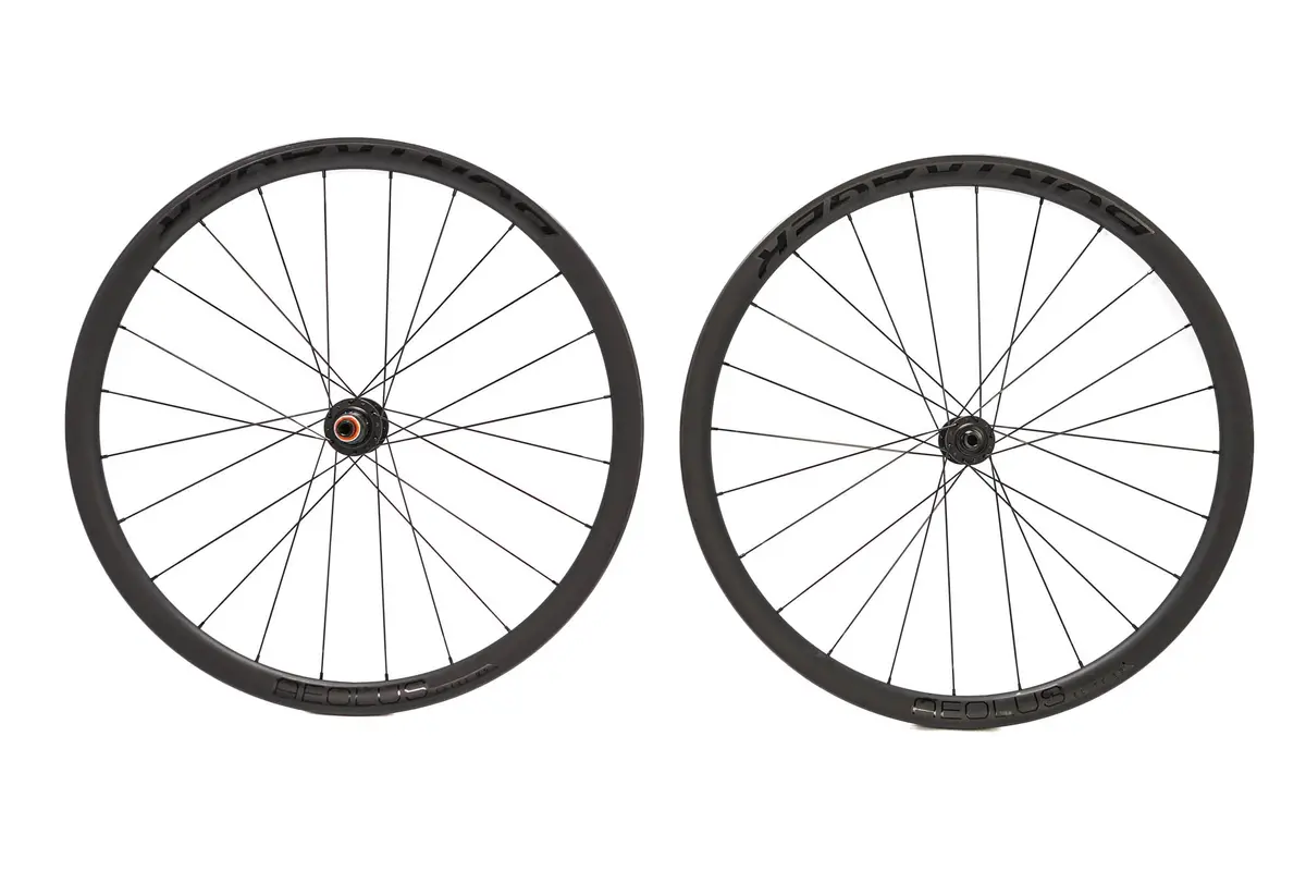 Bontrager Aeolus Elite 35 Disc Carbon Wheelset, Xdr Freehub 1