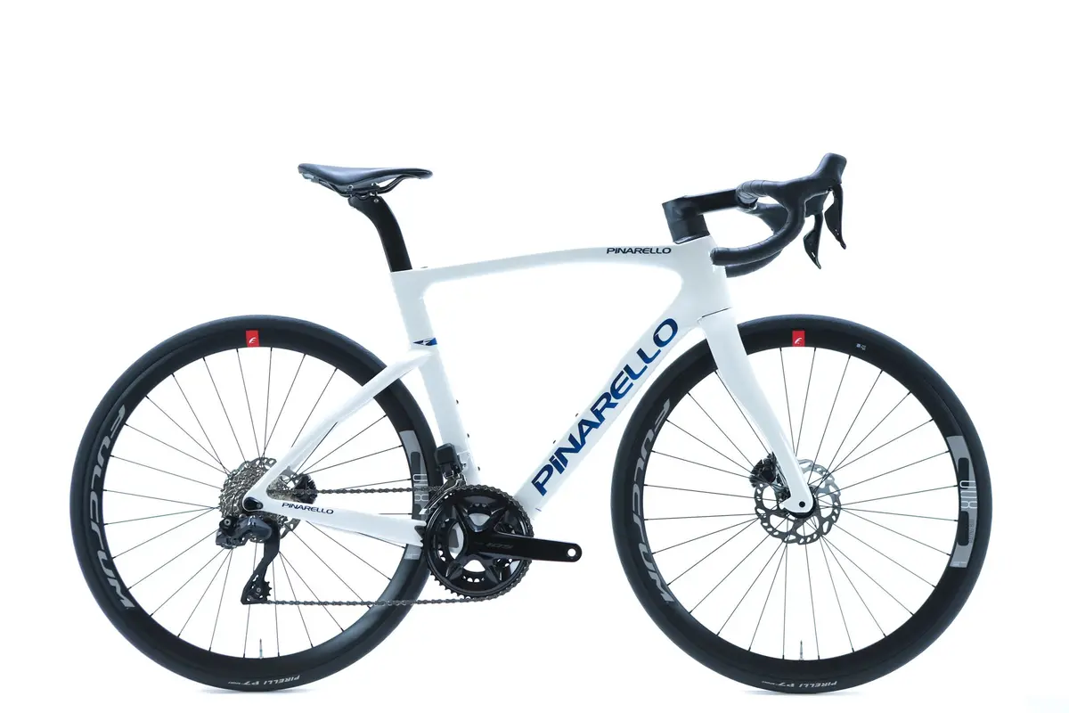 Pinarello F5 Shimano 105 Di2 Disc Road Bike 2024, Size 54Cm 1