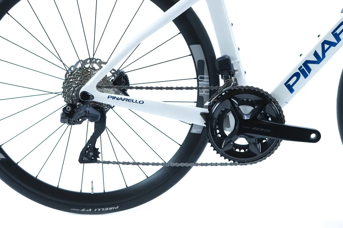 Pinarello F5 Shimano 105 Di2 Disc Road Bike 2024, Size 54Cm 2