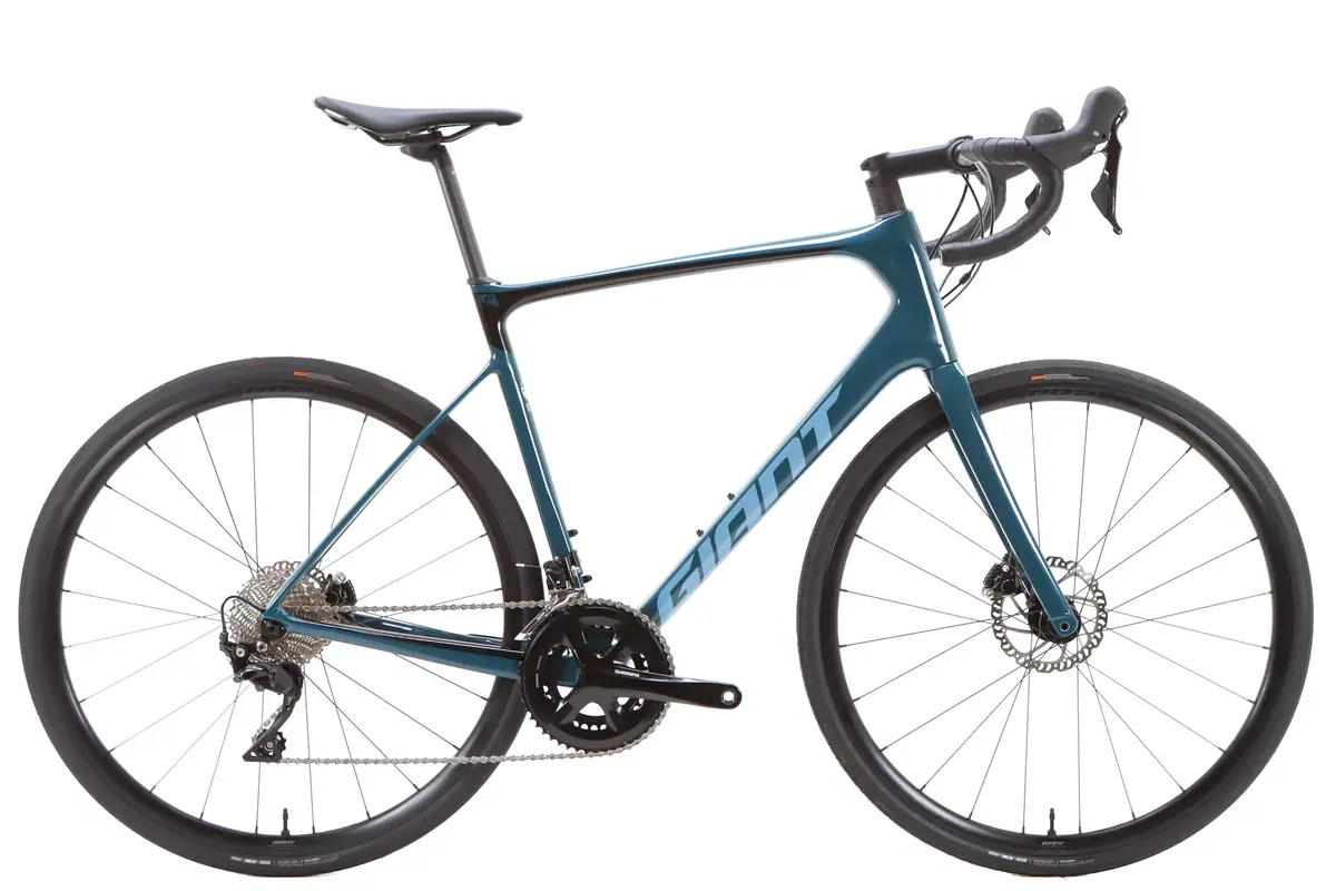Giant Defy Advanced 2 Shimano 105 Disc Road Bike 2022, Size Large 1