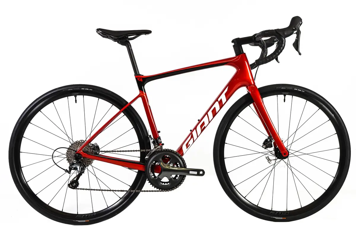 Giant Defy Advanced 3 Disc Shimano Tiagra Road Bike 2022, Size Medium 1