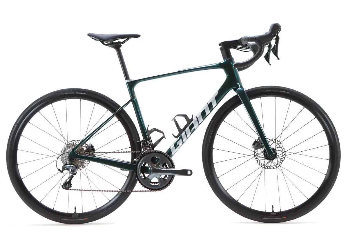 Giant Defy Advanced 3 Shimano Tiagra Disc Road Bike 2024, Size Medium 1