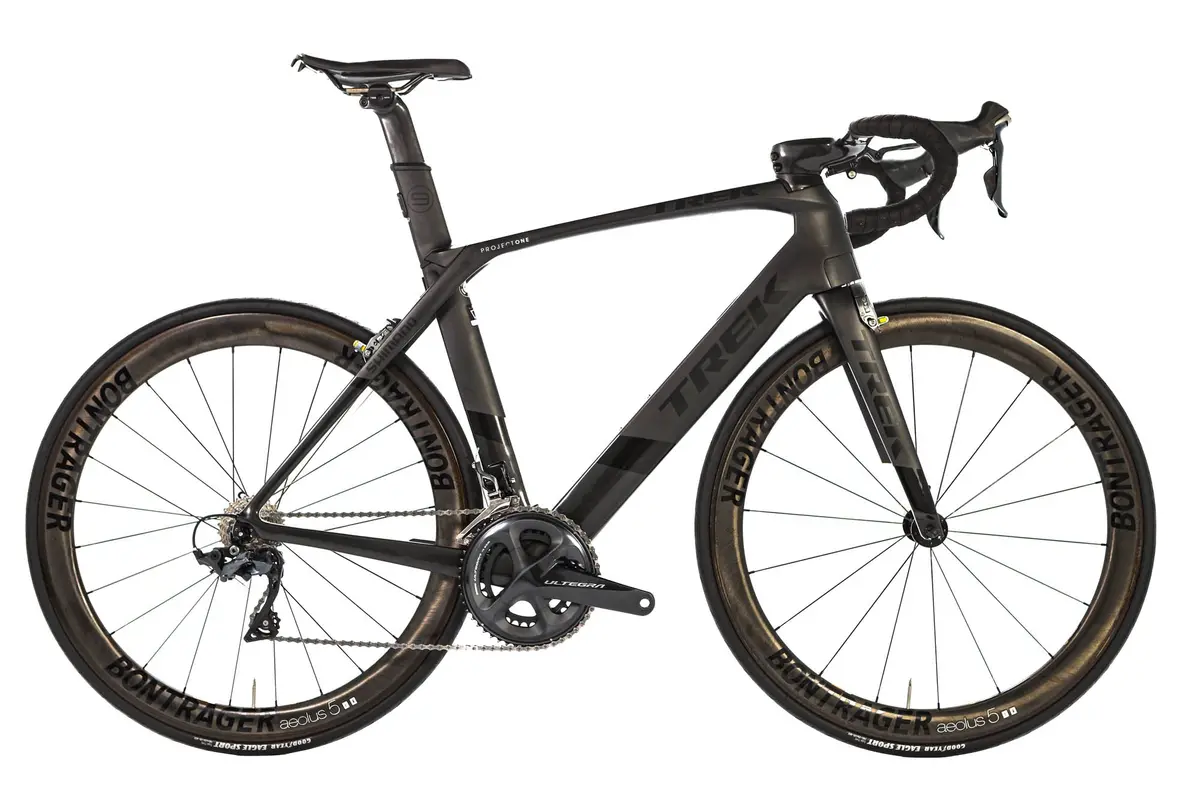 Trek Madone 9 Series Shimano Ultegra Road Bike 2017, Size 56Cm 1