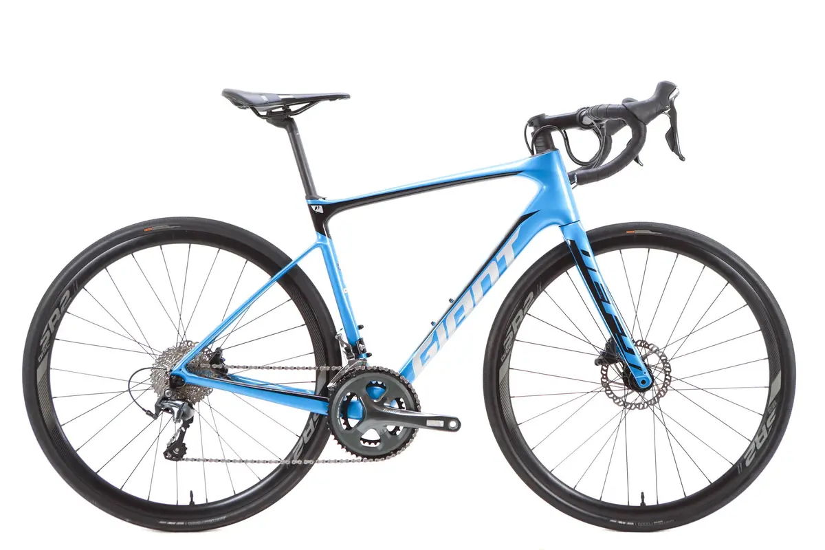 Giant Defy Advanced 3 Shimano Tiagra Disc Road Bike 2020, Size Medium 1