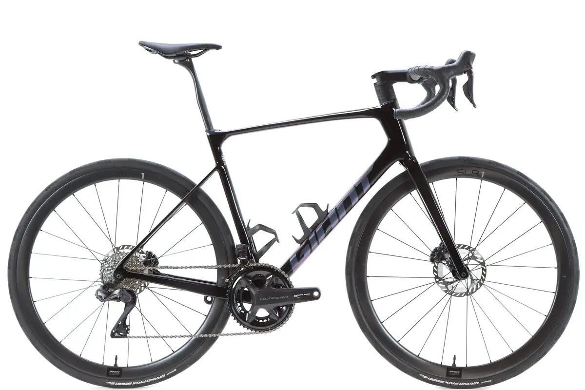 Giant Defy Advanced Pro 0 Shimano Ultegra Di2 Disc Road Bike 2024, Size M/L 1