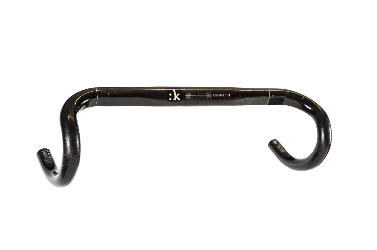 Fizik Cyrano R1 Carbon Handlebars, 42Cm 1