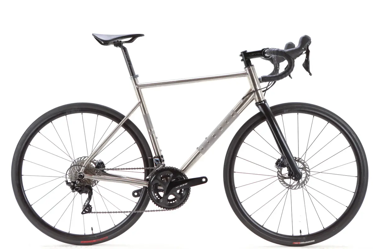 Ribble Endurance Ti Sport Shimano 105 Disc Road Bike 2023, Size Large 1