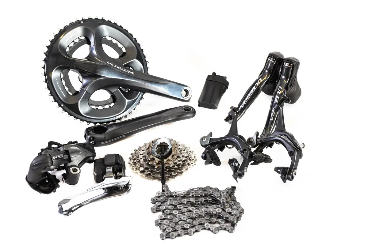Shimano Ultegra Di2 R6700 10Speed Groupset, 50/34 172.5Mm 1