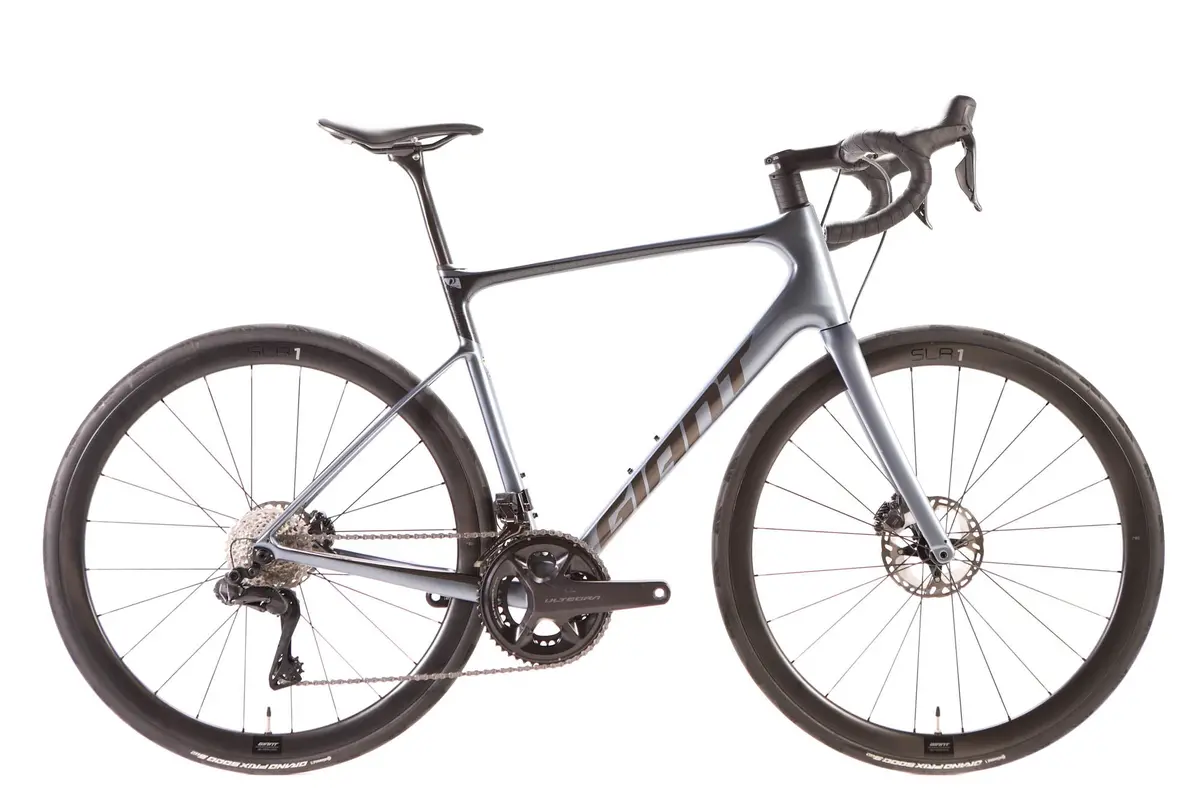 Giant Defy Advanced Pro 1 Shimano Ultegra Di2 Disc Road Bike 2022, Size M/L 1
