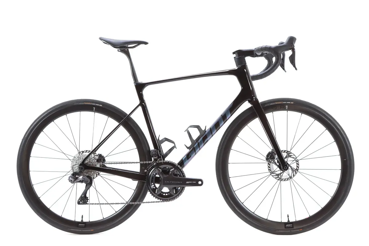 Giant Defy Advanced Pro 0 Shimano Ultegra Di2 Disc Road Bike 2024, Size M/L 1