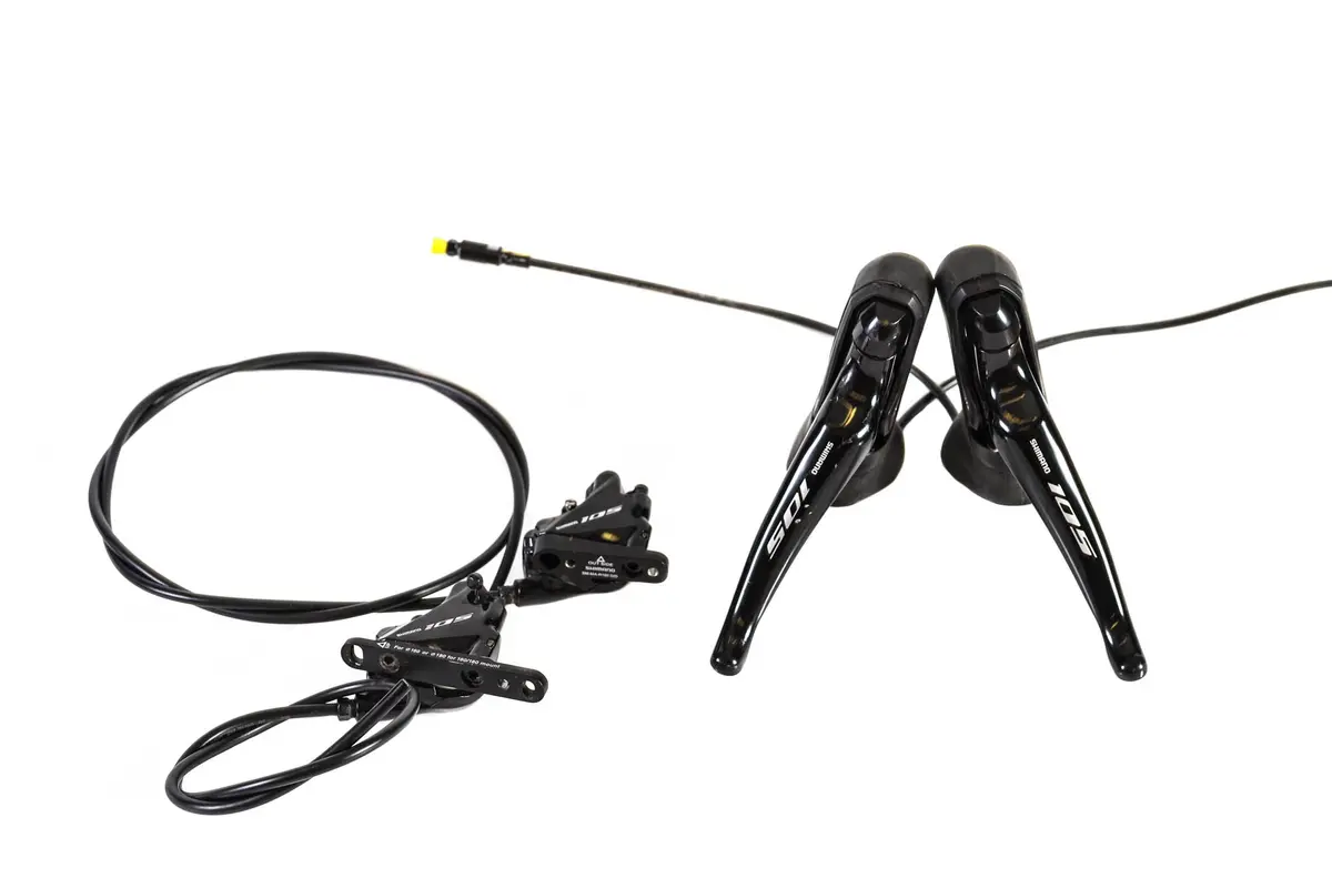 Shimano 105 R7020 Disc Brake Shifter Set 1