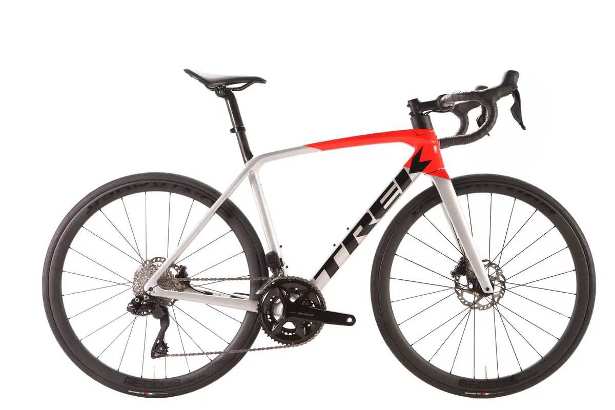 Trek Emonda Sl 6 Shimano 105 Di2 Disc Road Bike 2023, Size 54Cm 1