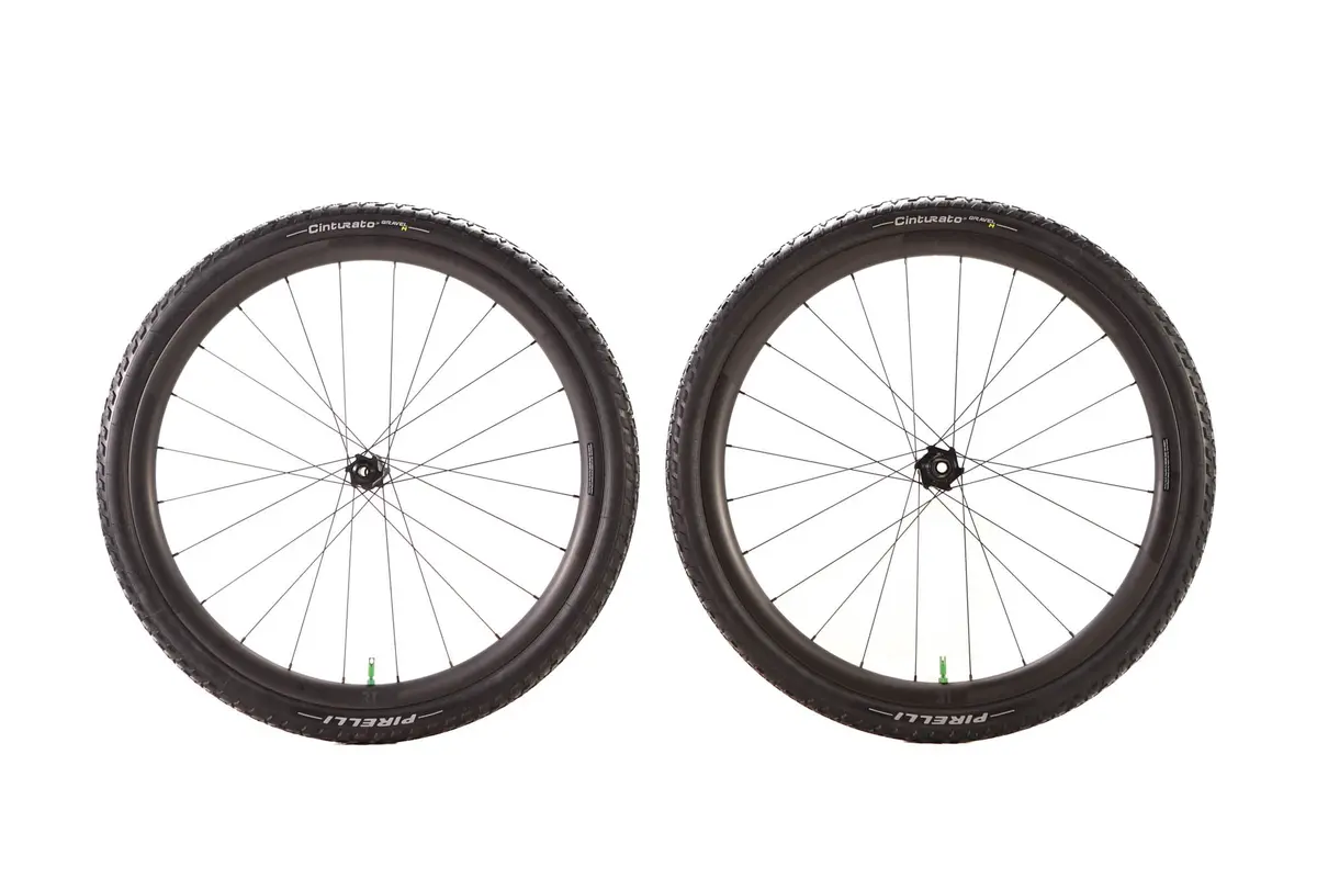 3T Discus Plus I28 Ltd Carbon Disc Wheelset, Xdr Freehub 1