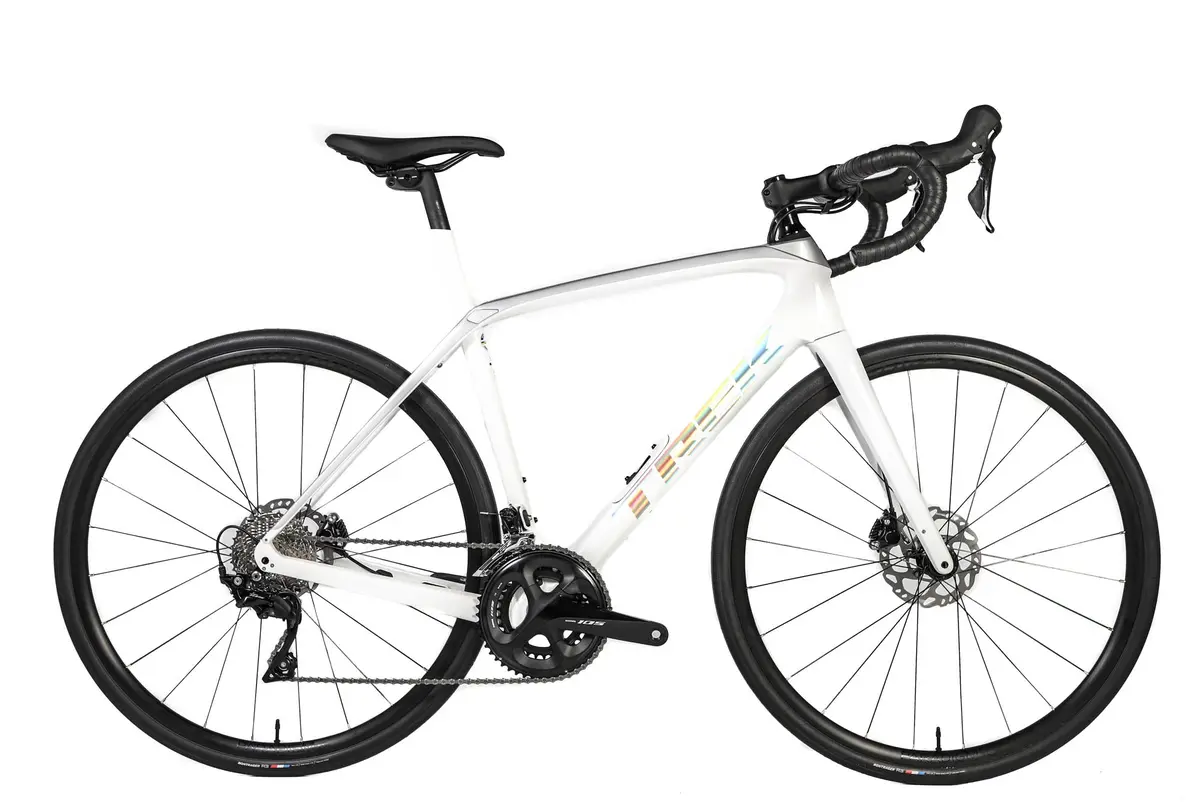Trek Domane Sl5 Shimano 105 Disc Road Bike 2022, Size 54Cm 1