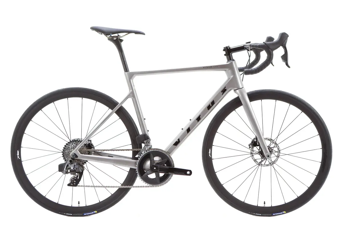Vitus Vitesse Evo Sram Rival Axs Disc Road Bike 2022, Size Medium 1