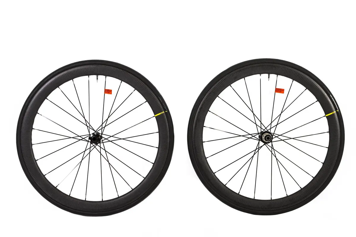 Mavic Cosmic Pro Carbon Ust Disc Wheelset, Shimano Freehub 1