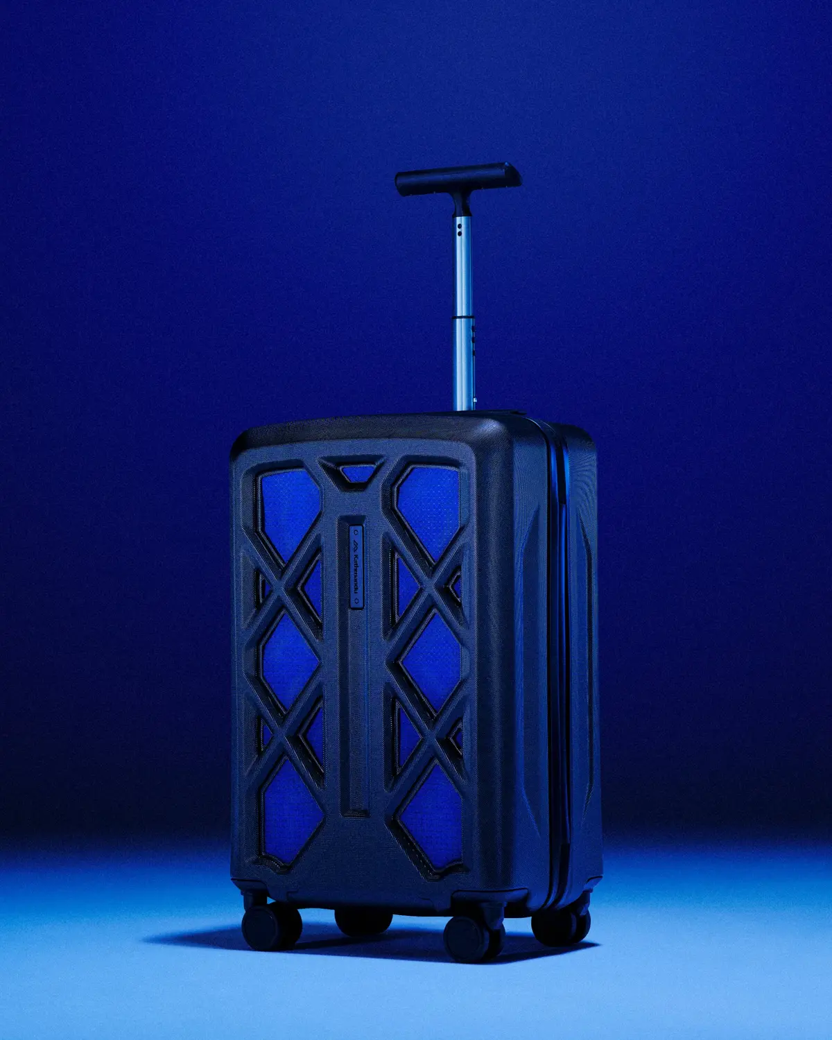 Feather Flight Carry-On Spinner - 40L -  Bright Navy 1