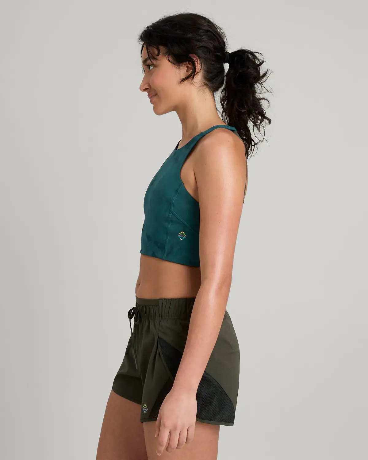 Well.Der.Ness Move Women's Crop Top - Deep Lagoon Sunburst Print 3