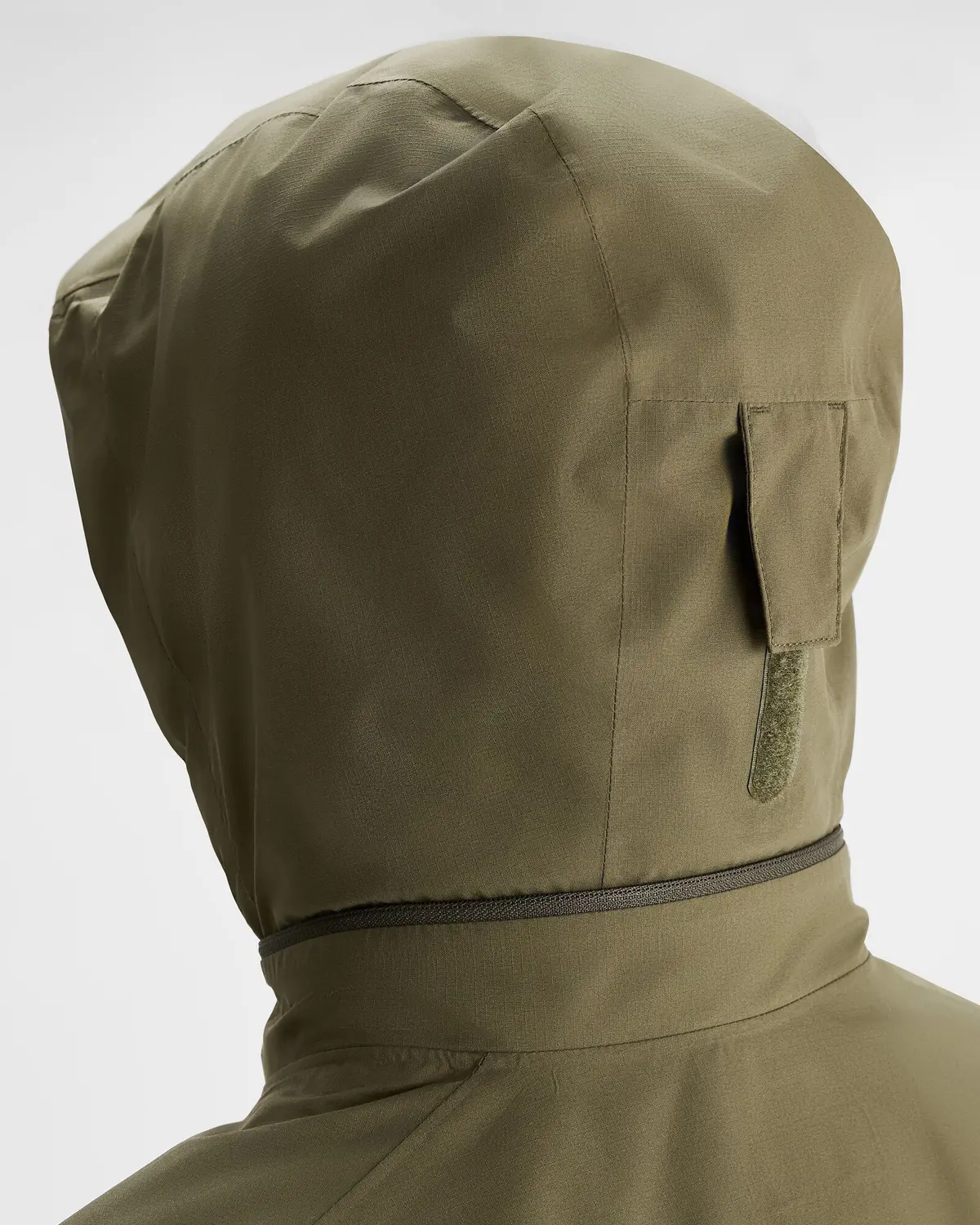 Women's Trailhead Stretch 2.5-Layer Rain Parka - Light Moss 5