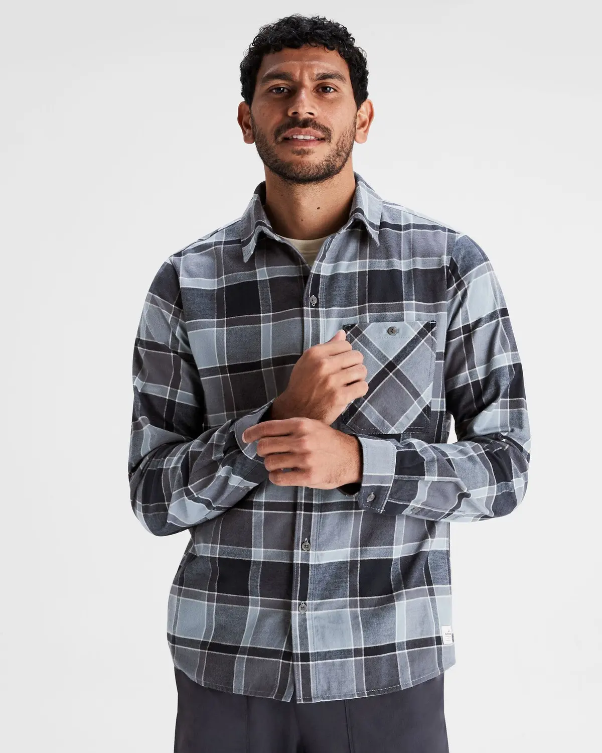 Men's Fyfe Flannel Shirt - Mid Navy Plaid 1