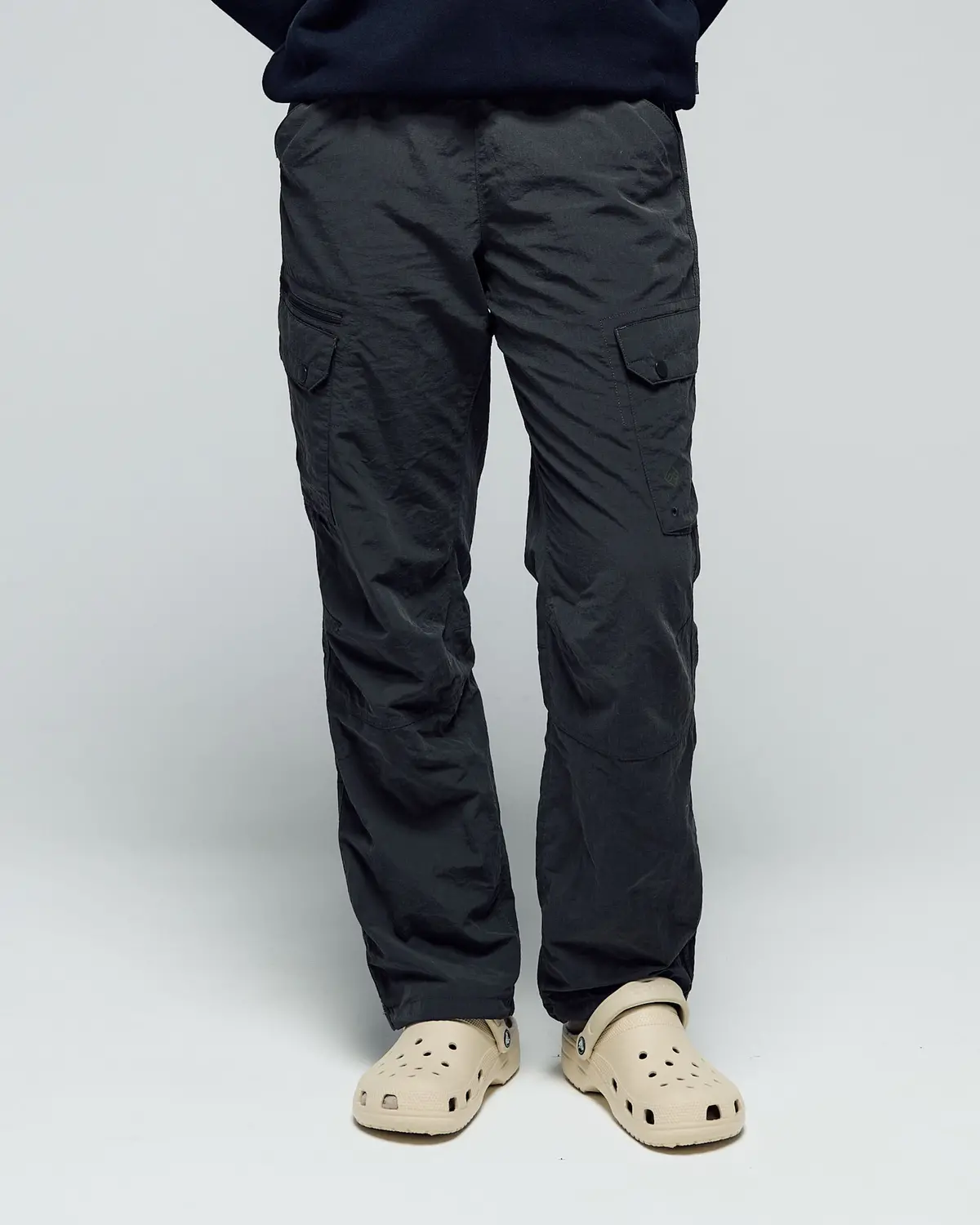 Women's Evry-Day Cargo Pants - Black 1