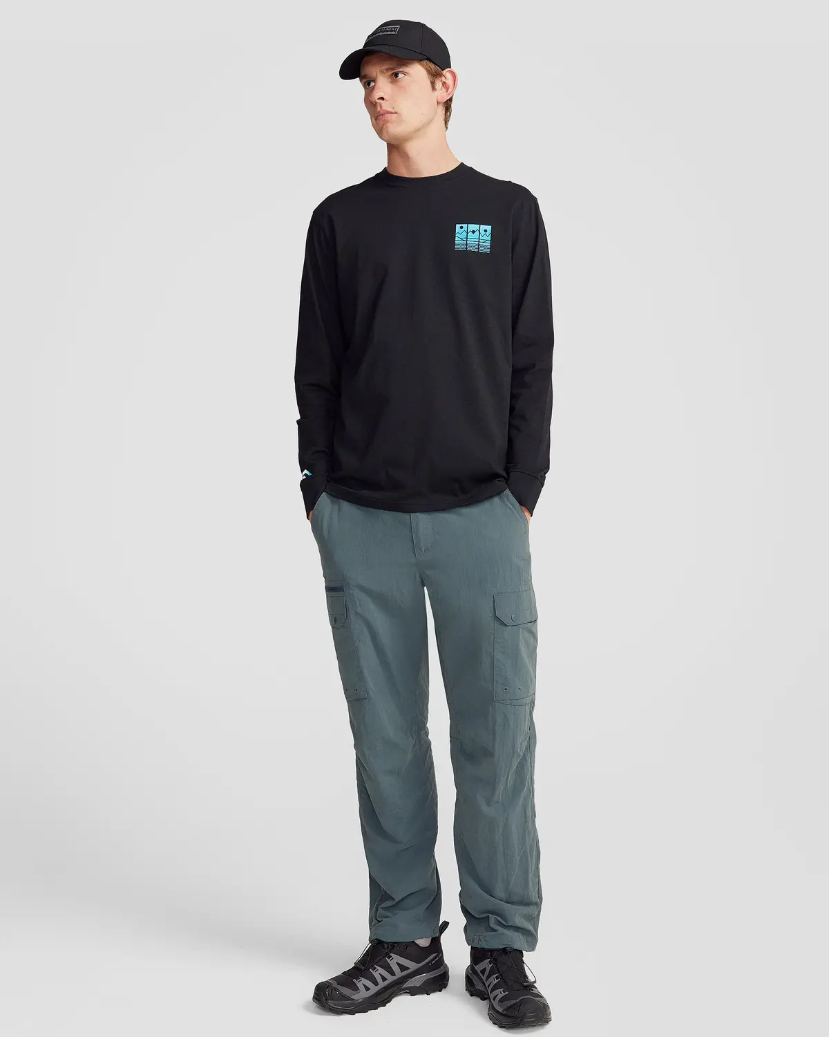 Men's Mountain Triptych Organic Cotton Long Sleeve T-Shirt - Black Stingray 2