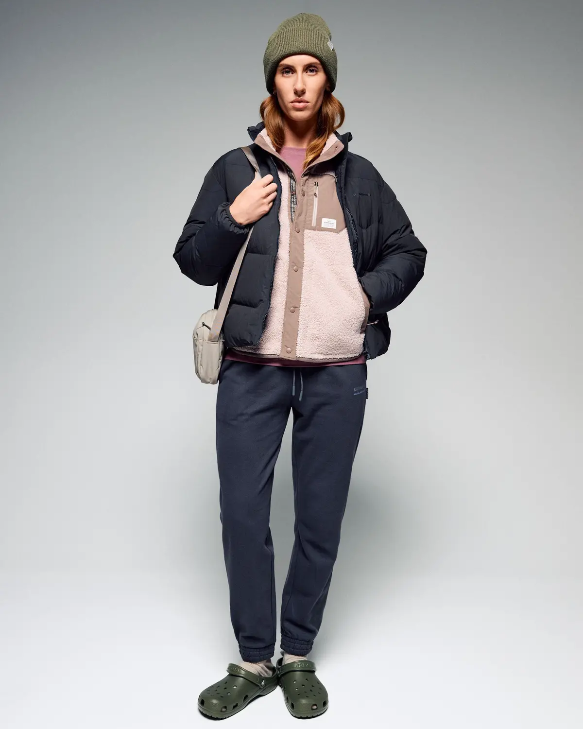 Women's Heritage Logo Slouchy Brushed Joggers - Shale 2