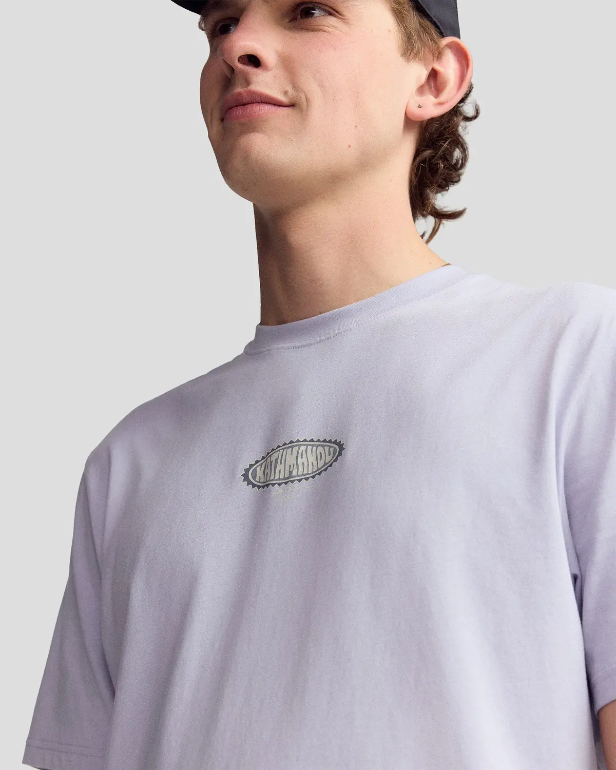 Men’S Retro Badge Organic Cotton T-Shirt - Dusty Lilac 4