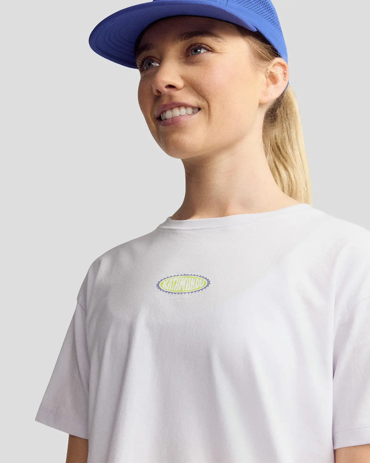 Women's Retro Badge Organic Cotton T-Shirt - Bright Lilac 4