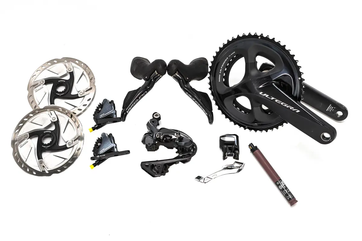 Shimano Ultegra Di2 R8070 Hydraulic Disc Groupset 1